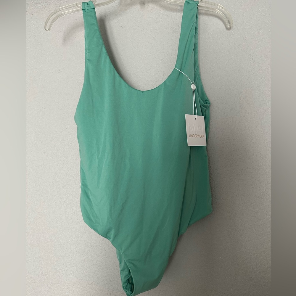 Mai bodysuit